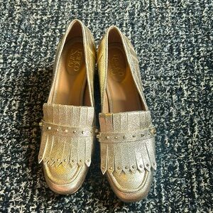 Leather White Gold Franco Sarto Size 9 healed Loafer